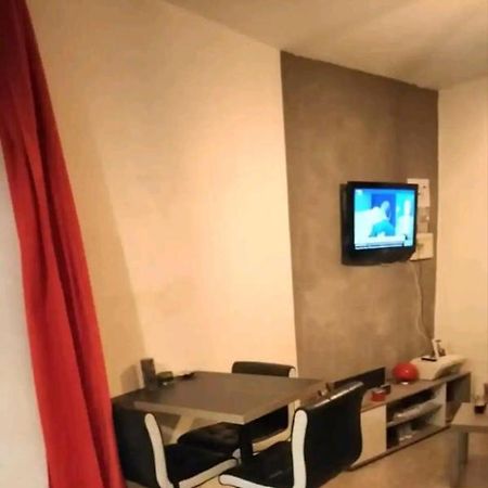 Charmant Studio Appartement Tarascon-sur-Ariège Buitenkant foto
